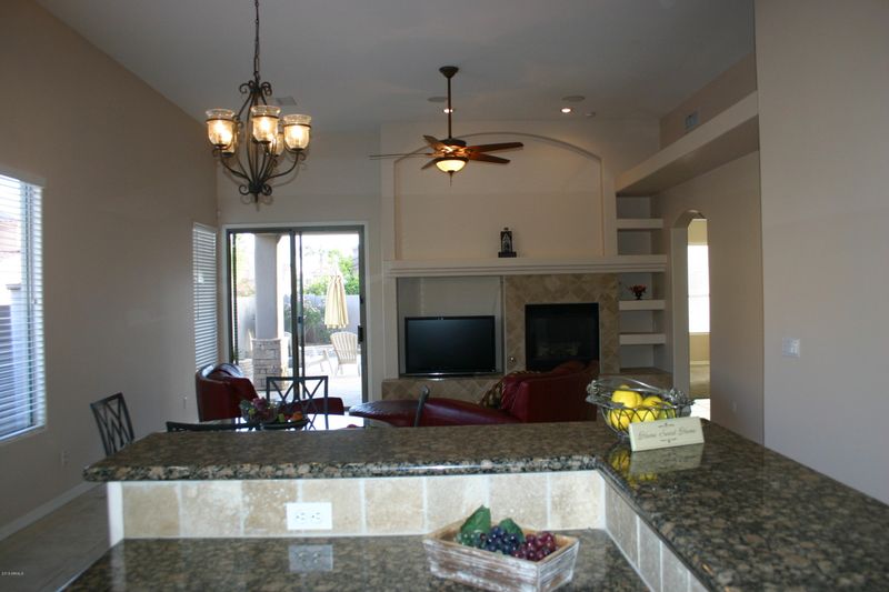 3337 E Ashurst Dr, Phoenix, AZ 85048