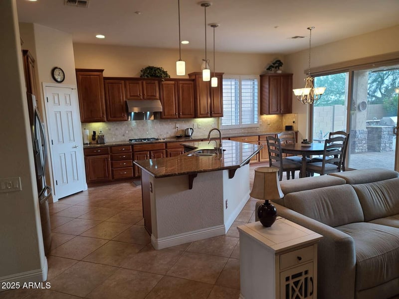 3337 Links Dr, Phoenix, AZ 85086