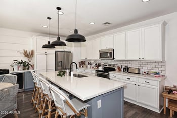 3337 Riverdale St, Mesa, AZ 85213