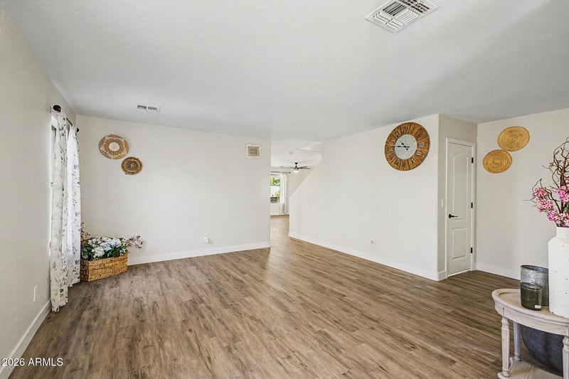 33370 Roadrunner Ln, San Tan Valley, AZ 85144