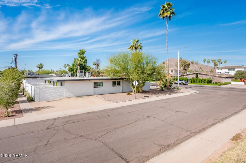 3338 67th St, Scottsdale, AZ 85251