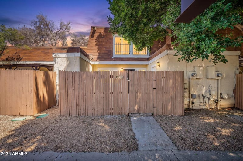 3338 Las Palmaritas Dr, Phoenix, AZ 85051
