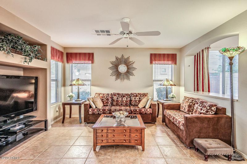 3339 E Elgin St, Gilbert, AZ 85295