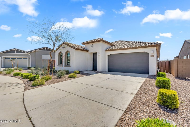3339 Malibu Dr, San Tan Valley, AZ 85143