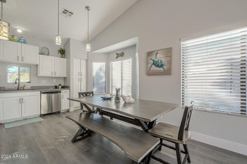 3339 Tonopah Dr, Phoenix, AZ 85050