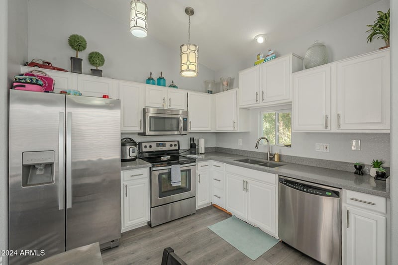 3339 Tonopah Dr, Phoenix, AZ 85050