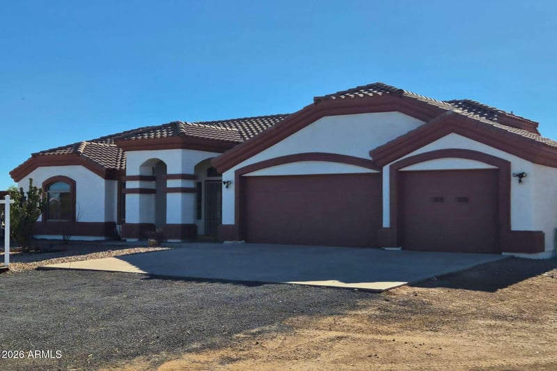 33399 Karen Ln, San Tan Valley, AZ 85143