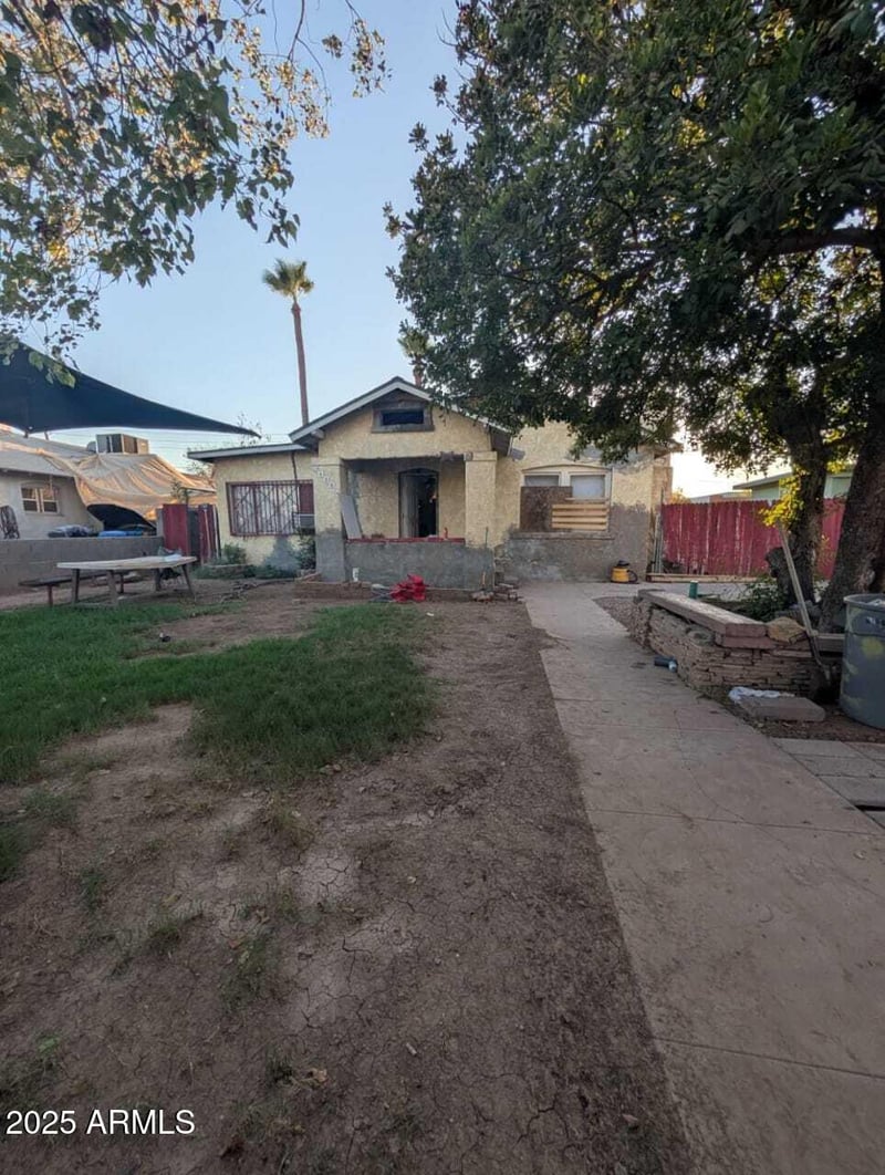 334 18th Dr, Phoenix, AZ 85007