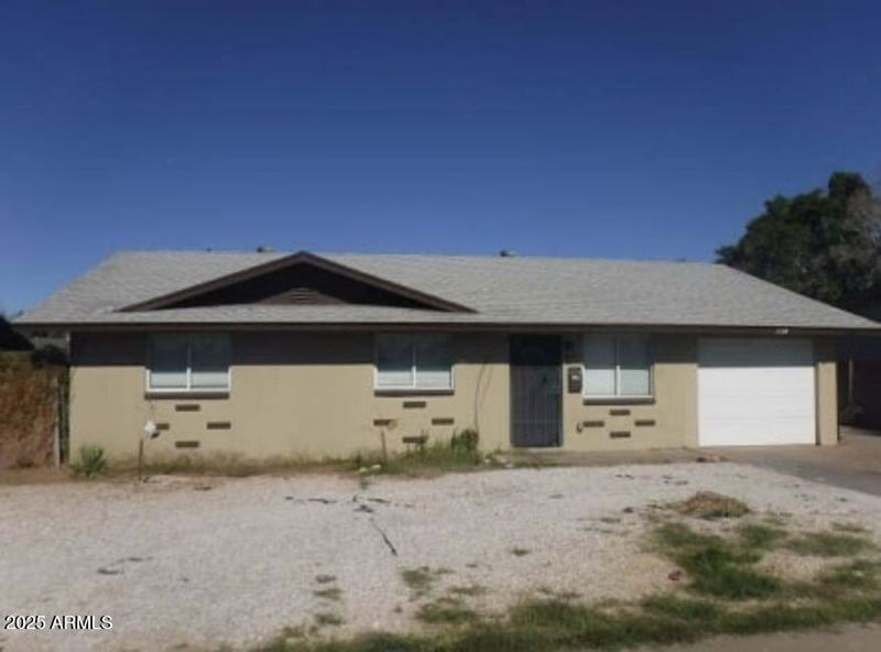 334 Holmes Ave, Mesa, AZ 85210