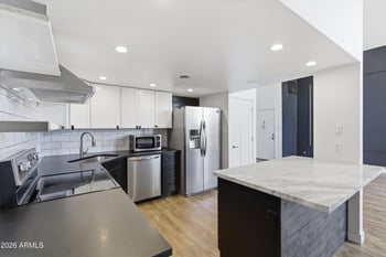 334 Medlock Dr #C201, Phoenix, AZ 85013