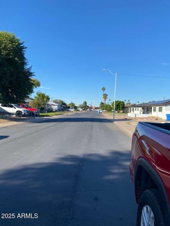 3340 Charter Oak Rd, Phoenix, AZ 85029