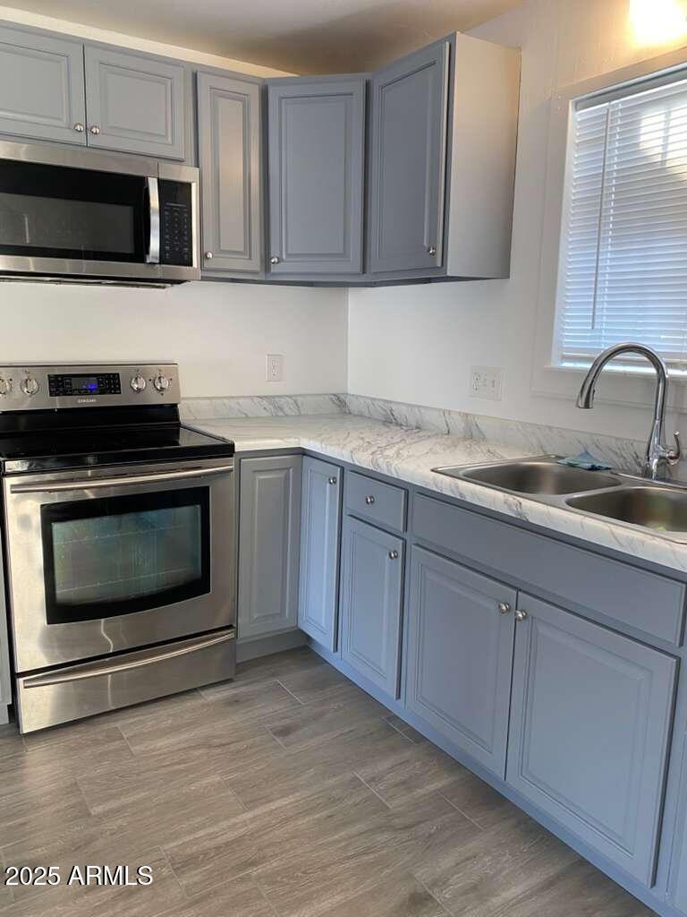 3340 Charter Oak Rd, Phoenix, AZ 85029