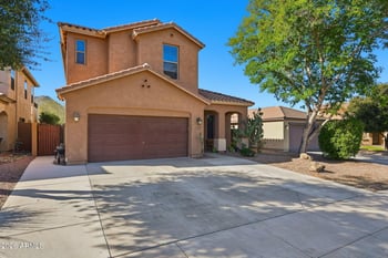33408 Falcon Trl, San Tan Valley, AZ 85144