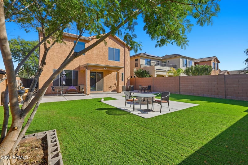33408 N Falcon Trl, San Tan Valley, AZ 85144