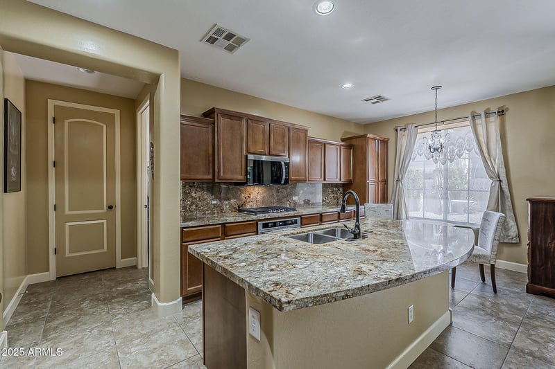 3341 Windsor Dr, Gilbert, AZ 85296