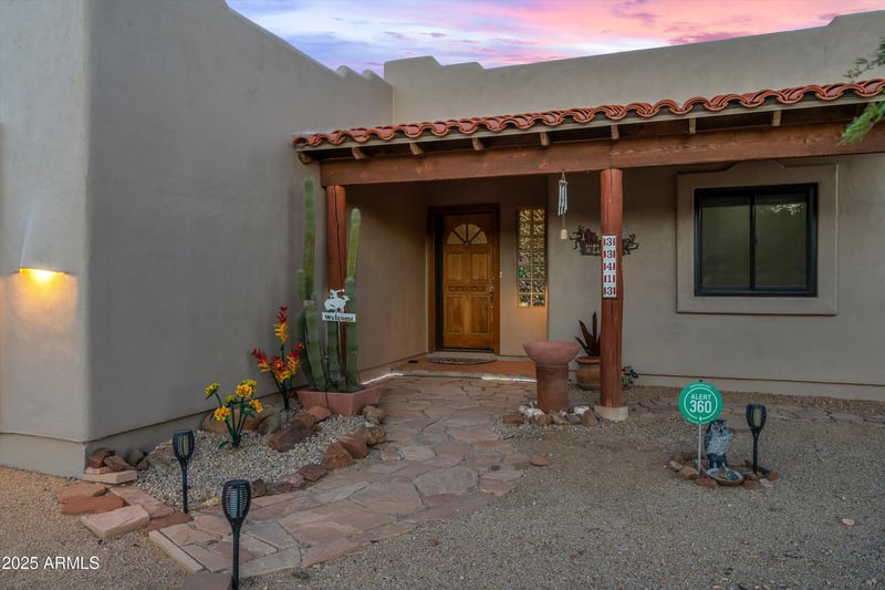 33413 10th St, Phoenix, AZ 85085