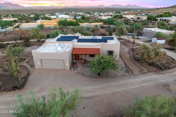 33413 10th St, Phoenix, AZ 85085