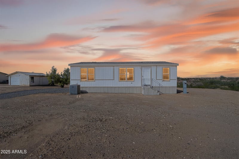 33418 Pima St, Tonopah, AZ 85354