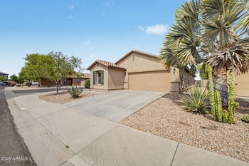 33421 Bowles Dr, San Tan Valley, AZ 85144