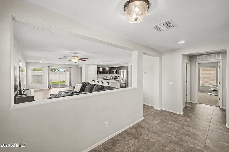 33421 Bowles Dr, San Tan Valley, AZ 85144