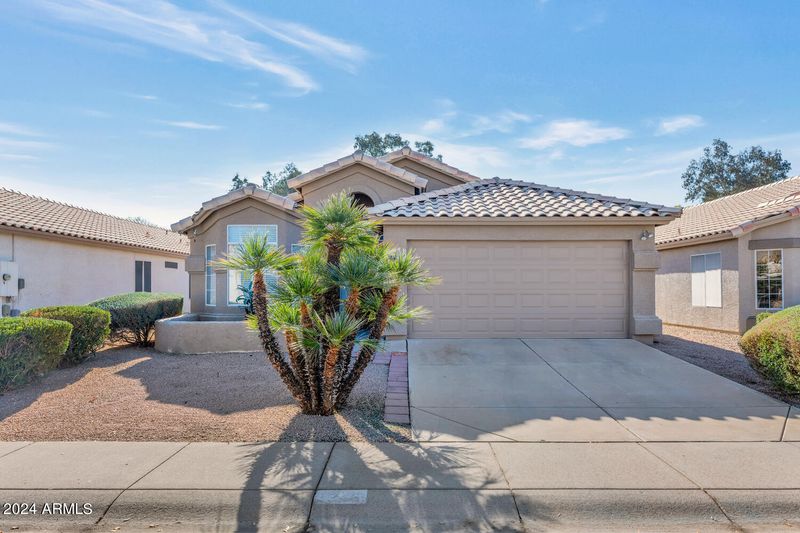 3343 E Kelton Ln, Phoenix, AZ 85032