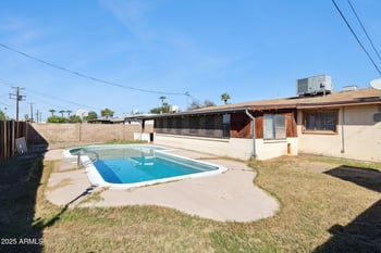 3343 Palmaire Ave, Phoenix, AZ 85051