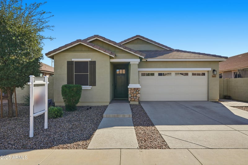 3343 Russell St, Mesa, AZ 85213