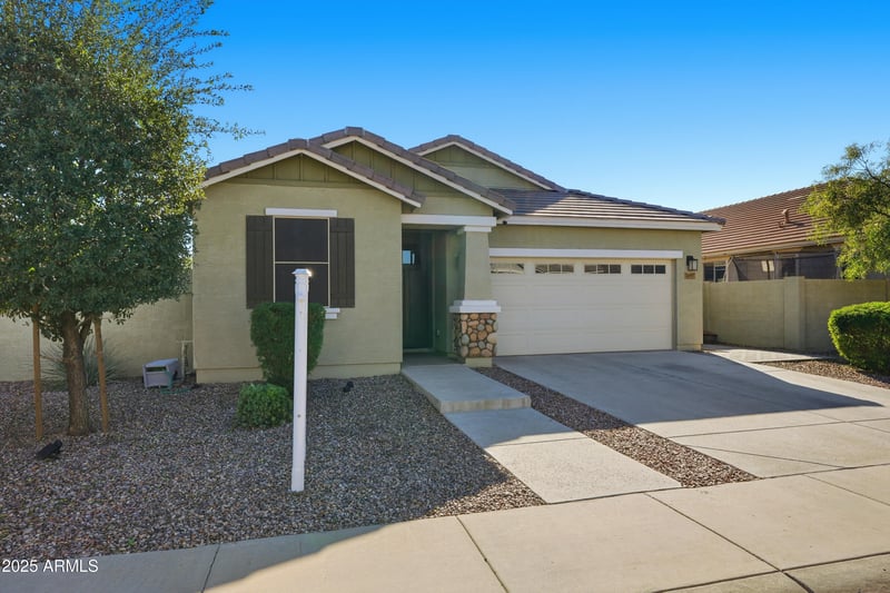 3343 Russell St, Mesa, AZ 85213