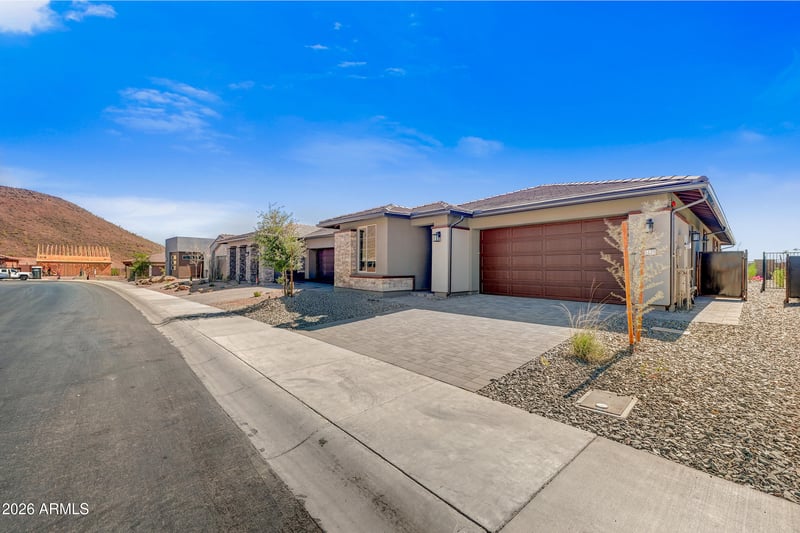 33448 N Chevelon Dr, Peoria, AZ 85383