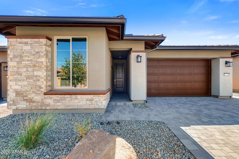33448 N Chevelon Dr, Peoria, AZ 85383