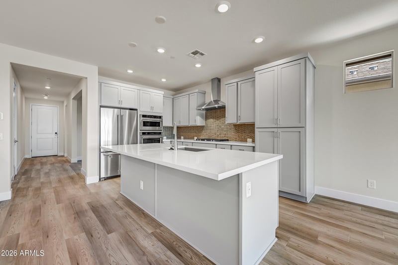 33448 N Chevelon Dr, Peoria, AZ 85383