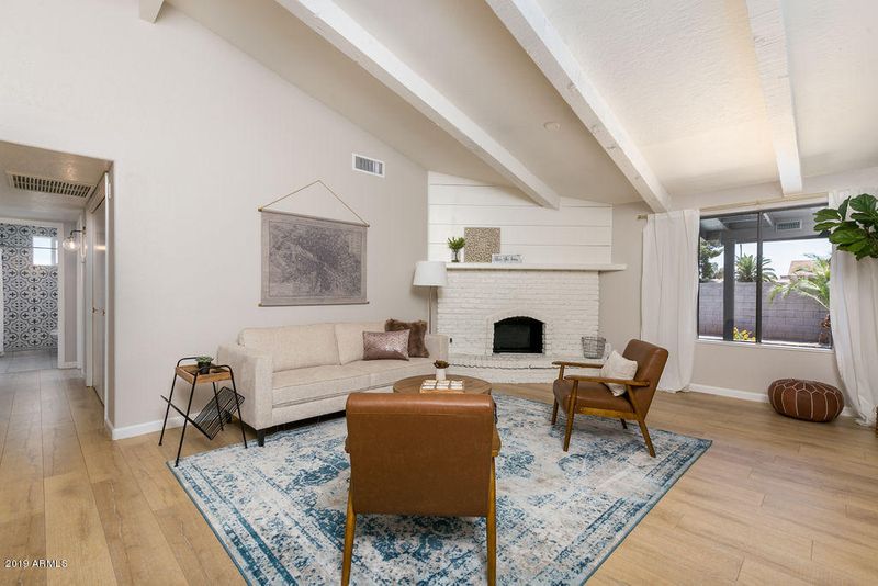 3345 E Claire Dr, Phoenix, AZ 85032