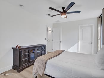 3345 E Pinchot Ave #11, Phoenix, AZ 85018