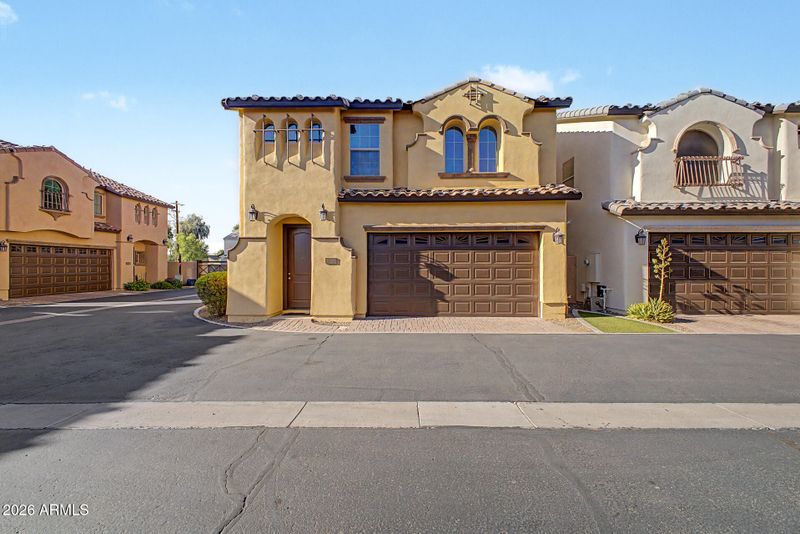 3345 E Pinchot Ave #12, Phoenix, AZ 85018