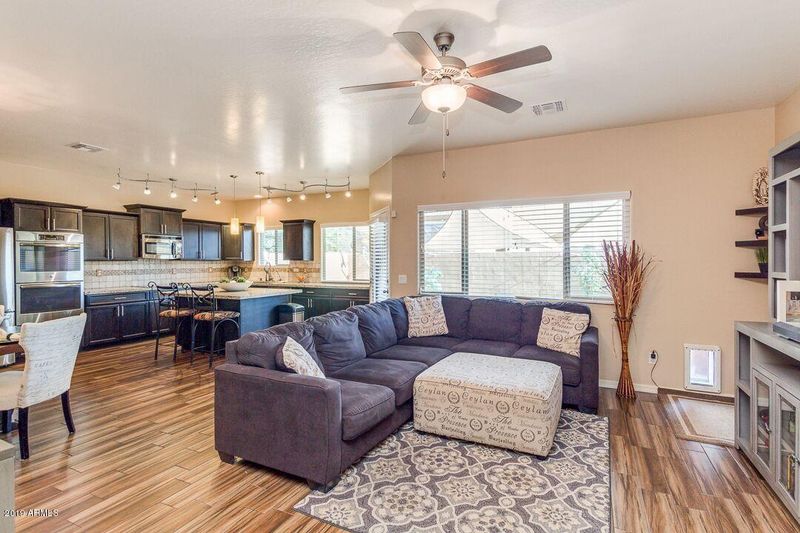 3345 E Pinchot Ave #5, Phoenix, AZ 85018