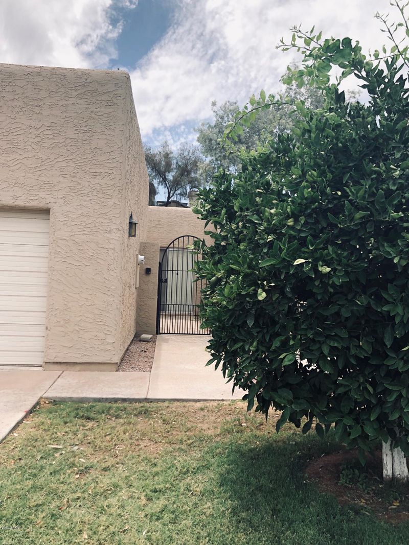 3345 E University Dr #11, Mesa, AZ 85213
