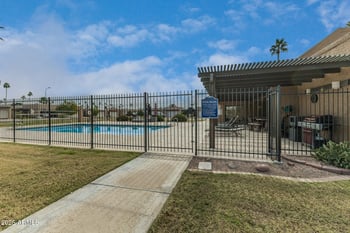 3345 University Dr #42, Mesa, AZ 85213