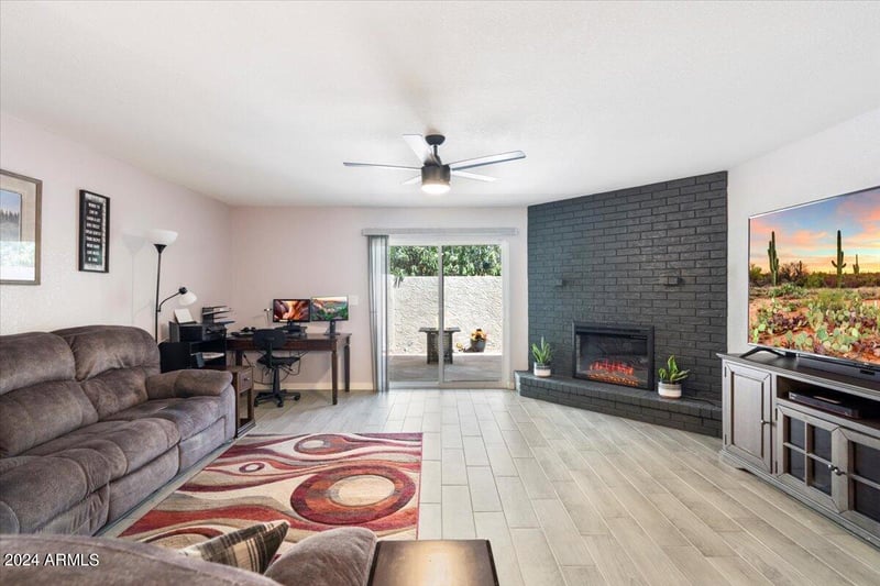 3345 University Dr #72, Mesa, AZ 85213