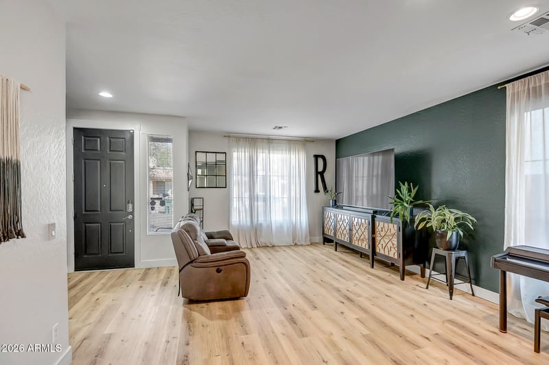 3345 Thoreau Ln, Anthem, AZ 85086