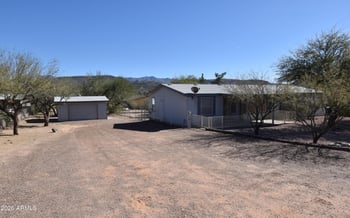 33455 Coldwater Rd, Black Canyon City, AZ 85324