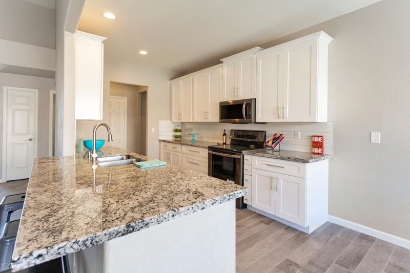 3346 E Utopia Rd, Phoenix, AZ 85050