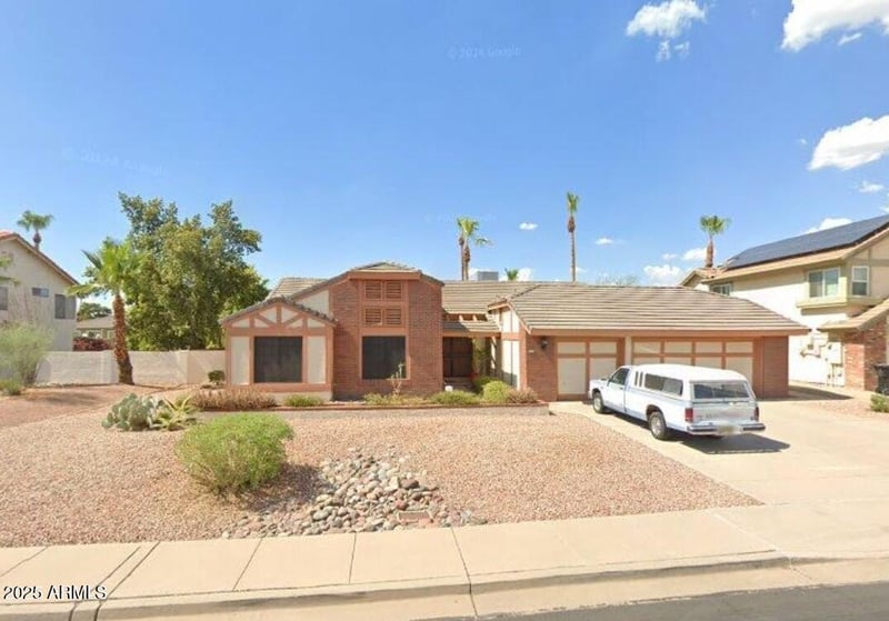 3346 Glade Cir, Mesa, AZ 85204