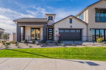 3346 Stuart Ct, Gilbert, AZ 85297