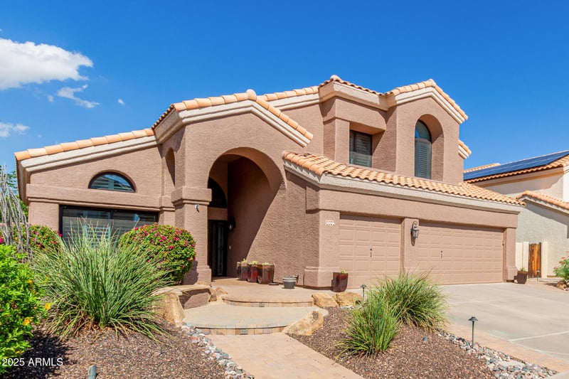 3346 Tanglewood Dr, Phoenix, AZ 85048