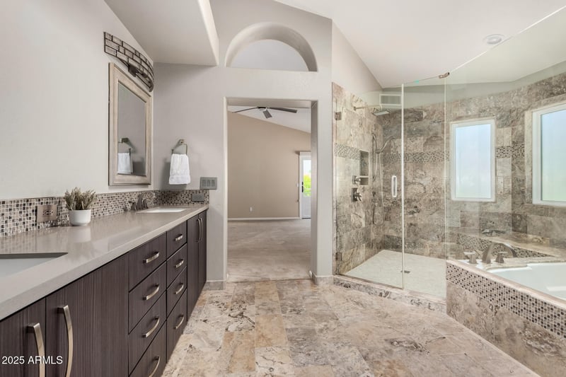 3346 Tanglewood Dr, Phoenix, AZ 85048
