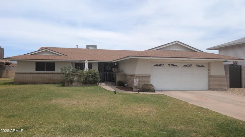 3346 W Hearn Rd, Phoenix, AZ 85053