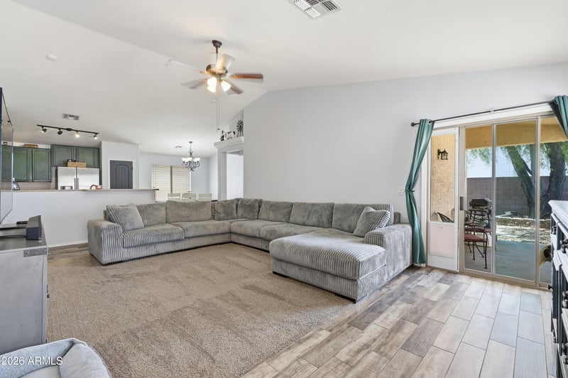 33476 Windmill Rn, San Tan Valley, AZ 85144