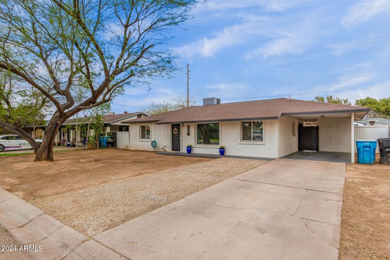 3348 W Sells Dr, Phoenix, AZ 85017