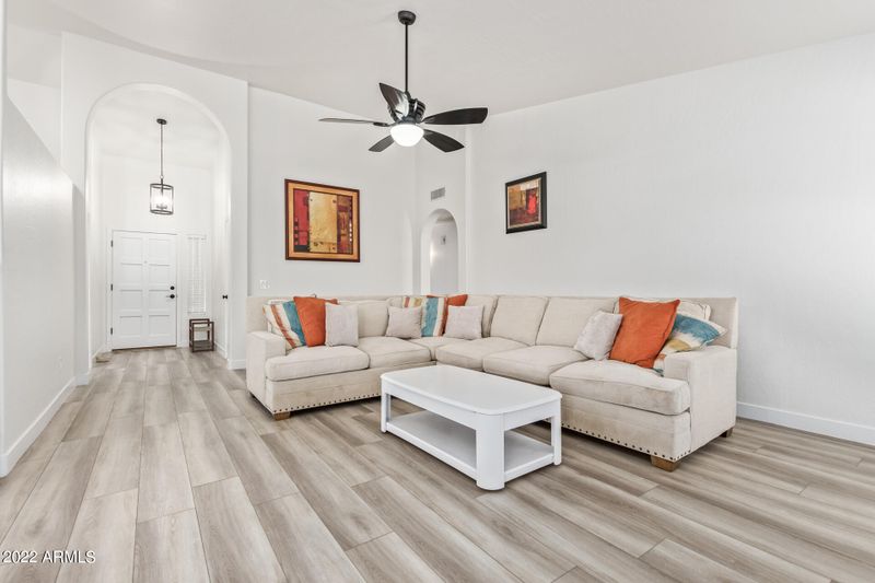 3349 E Hopi Ave, Mesa, AZ 85204