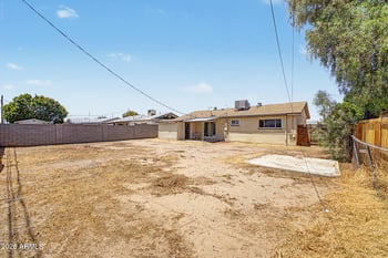 3349 W Columbine Dr, Phoenix, AZ 85029